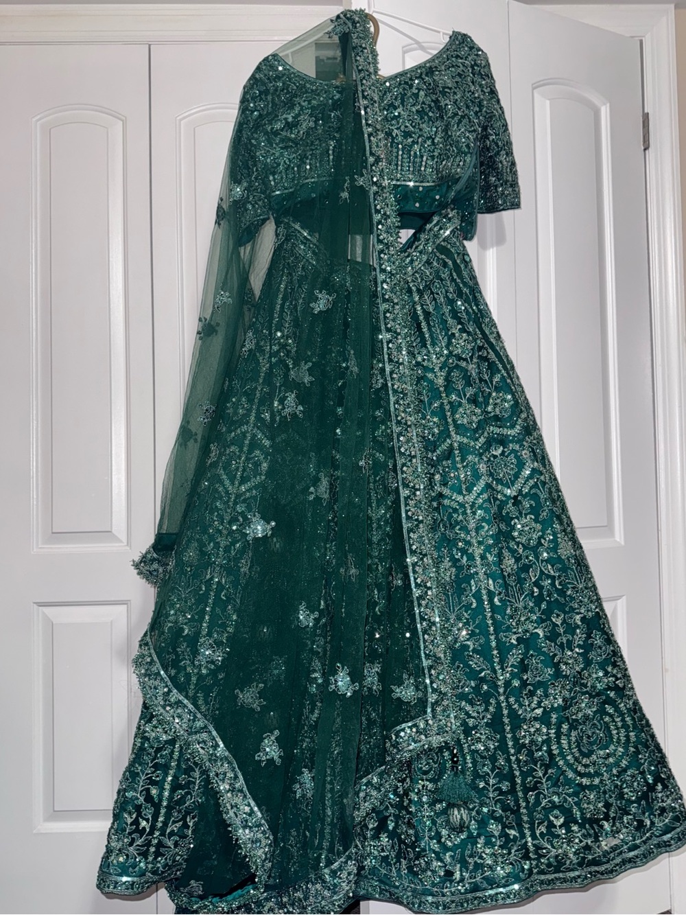 Ethnic Indian Wear Deep Emerald Green Embroidered Lehenga Set